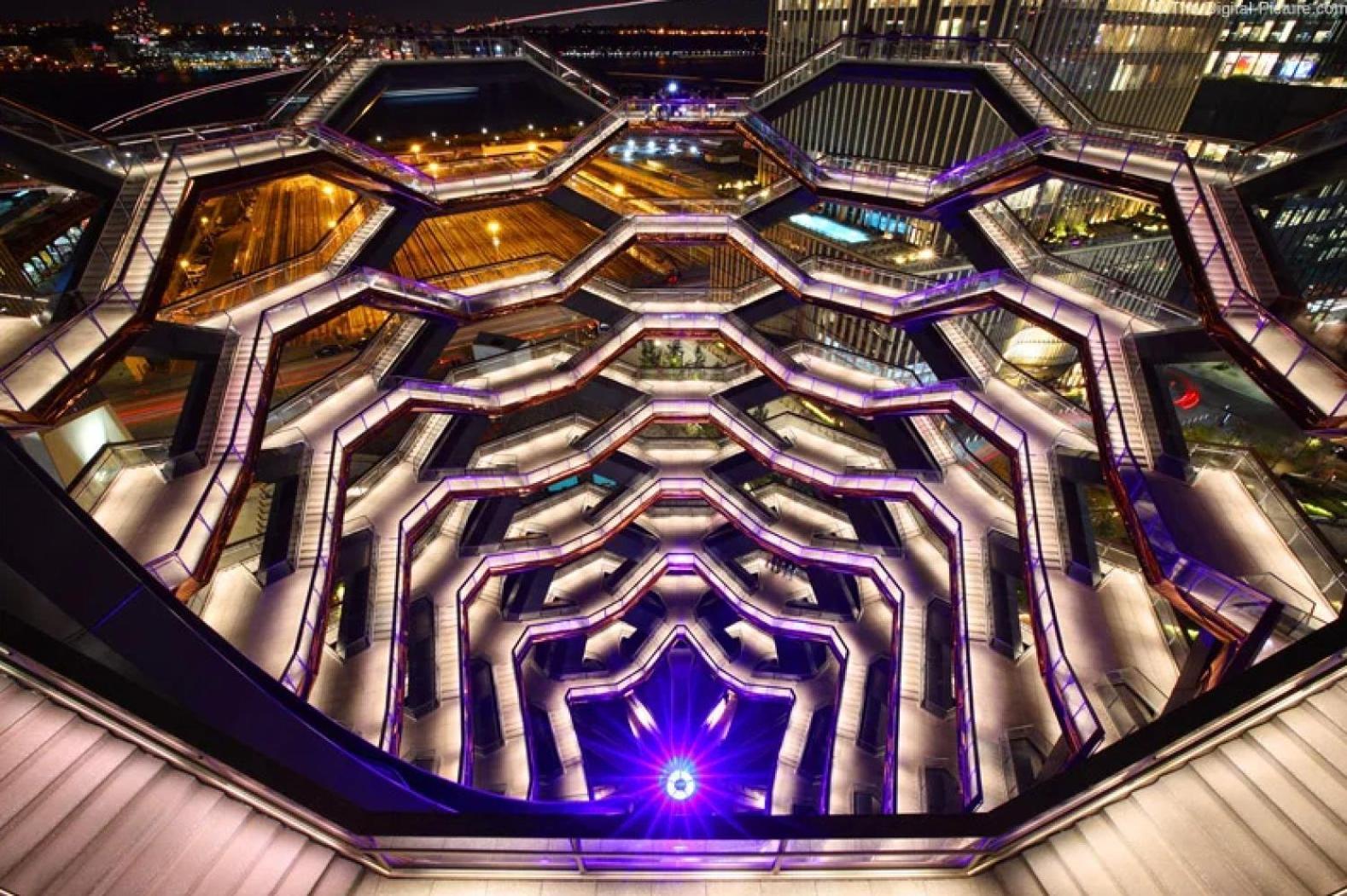 Apartment Steps To Times Square, Beyond The Edge, Empire State Building & More! *